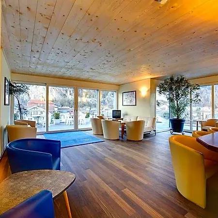 Alplodge Hostel Ιντερλάκεν