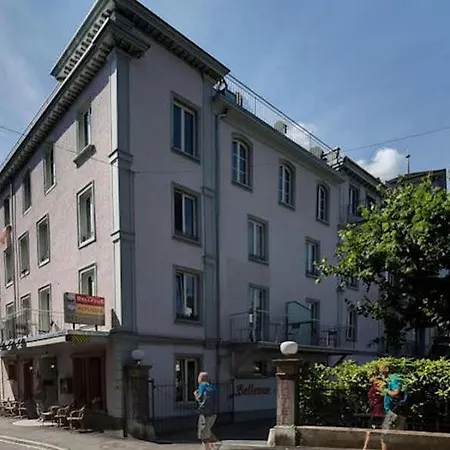 Hostel Alplodge *