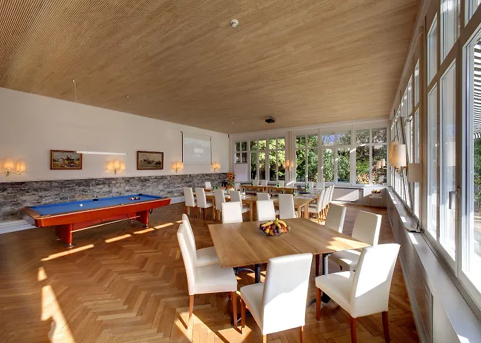 Auberge de jeunesse Alplodge *