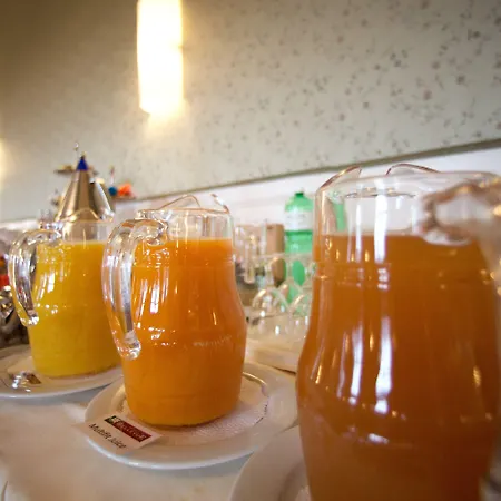 Хостел Alplodge *