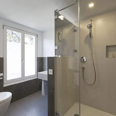 Alplodge Хостел Интерлакен